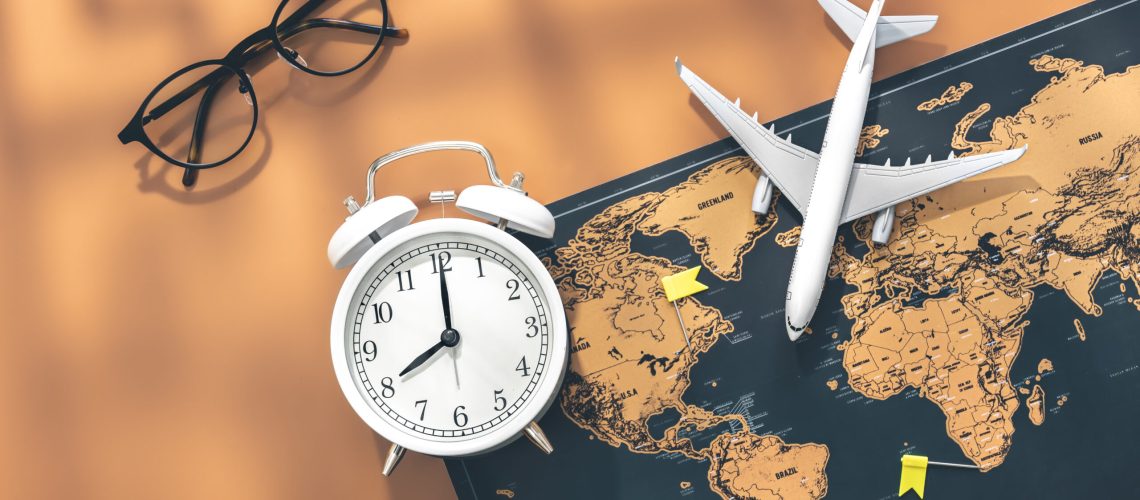 Panduan Lengkap Pilih Waktu Terbang Terbaik di Indonesia